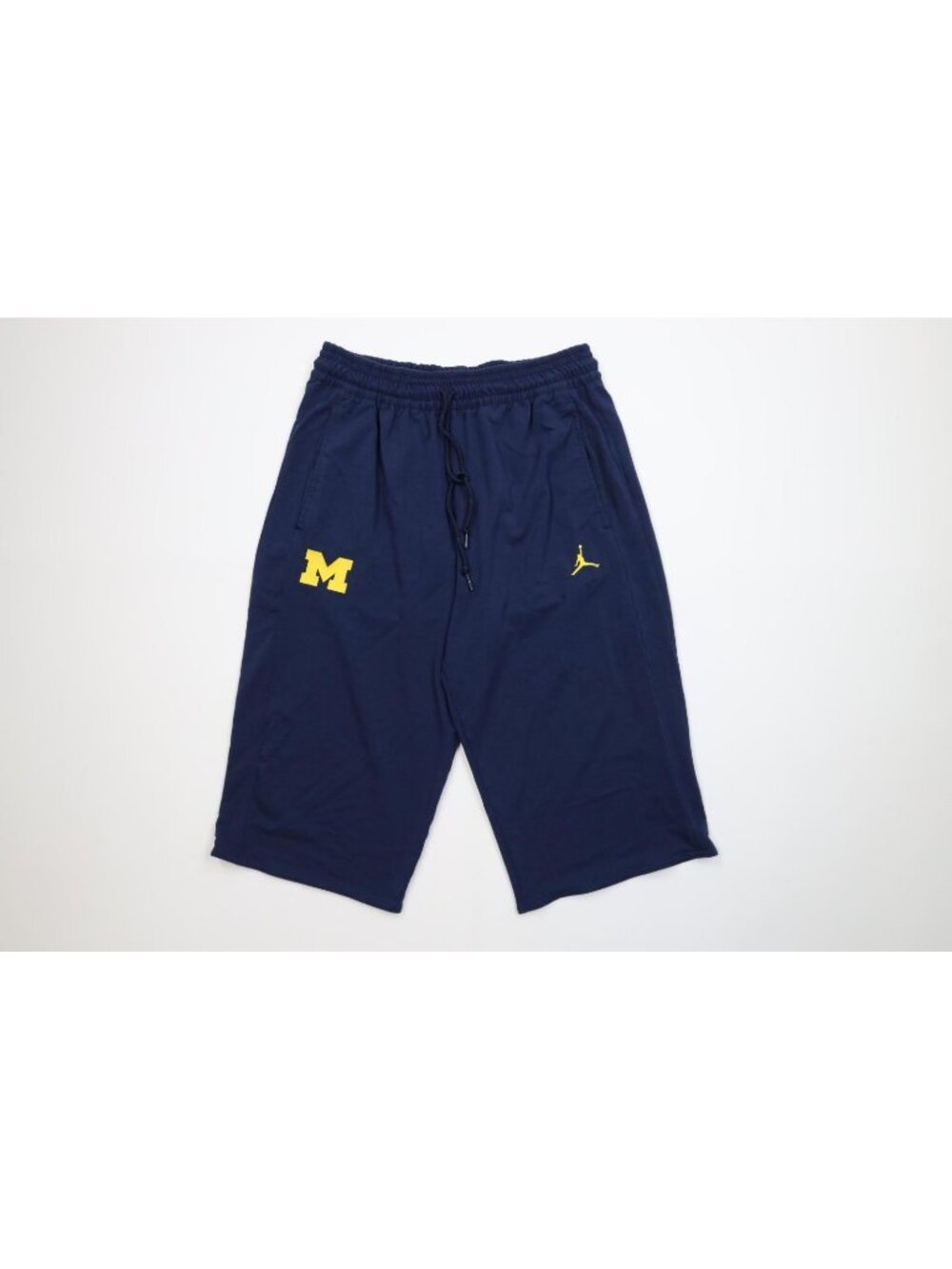 Nike Air Jordan Mens Medium University of Michigan Football Capris Shorts Blue